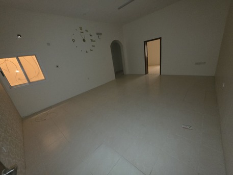 Salmaniya, Apartments, Flats, Houses & Villas, BHD 250/month,  Furnished,  2 BR,  BHD:250/month UN FURNISHED 2BHK APARTMENT FOR RENT IN SALMANIYA -: MUNEEB *35041493