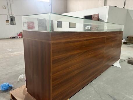 Dammam, Furniture, SAR 1,  WELL-MAINTAINED DISPLAY COUNTERS FOR SALE 🌟 Perfect For Dates | Nuts | Chocolate | Dry Fr