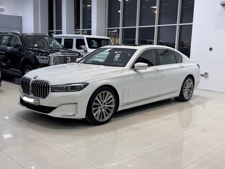 Manama, Vehicles, Cars & Trucks , BHD 12500,  BMW 730Li,  2022,  Automatic,  168900 KM,    (White)