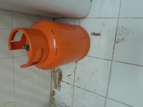 Abqaiq, Household Items, SAR 600,  Want To Sale Urgently Washing Machine (almost New Condition) ,TV 42inch ,Gas Cylinder