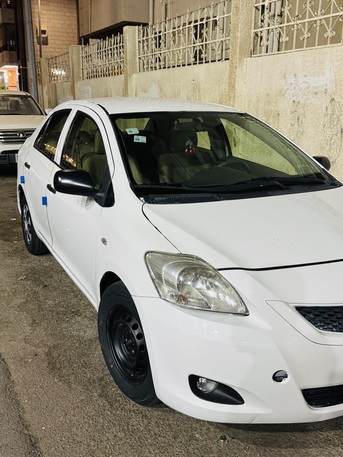 Jeddah, Vehicles, Cars & Trucks , SAR 21500,  Toyota Yaris,  2013,  Automatic,  317890 KM,    For Sale