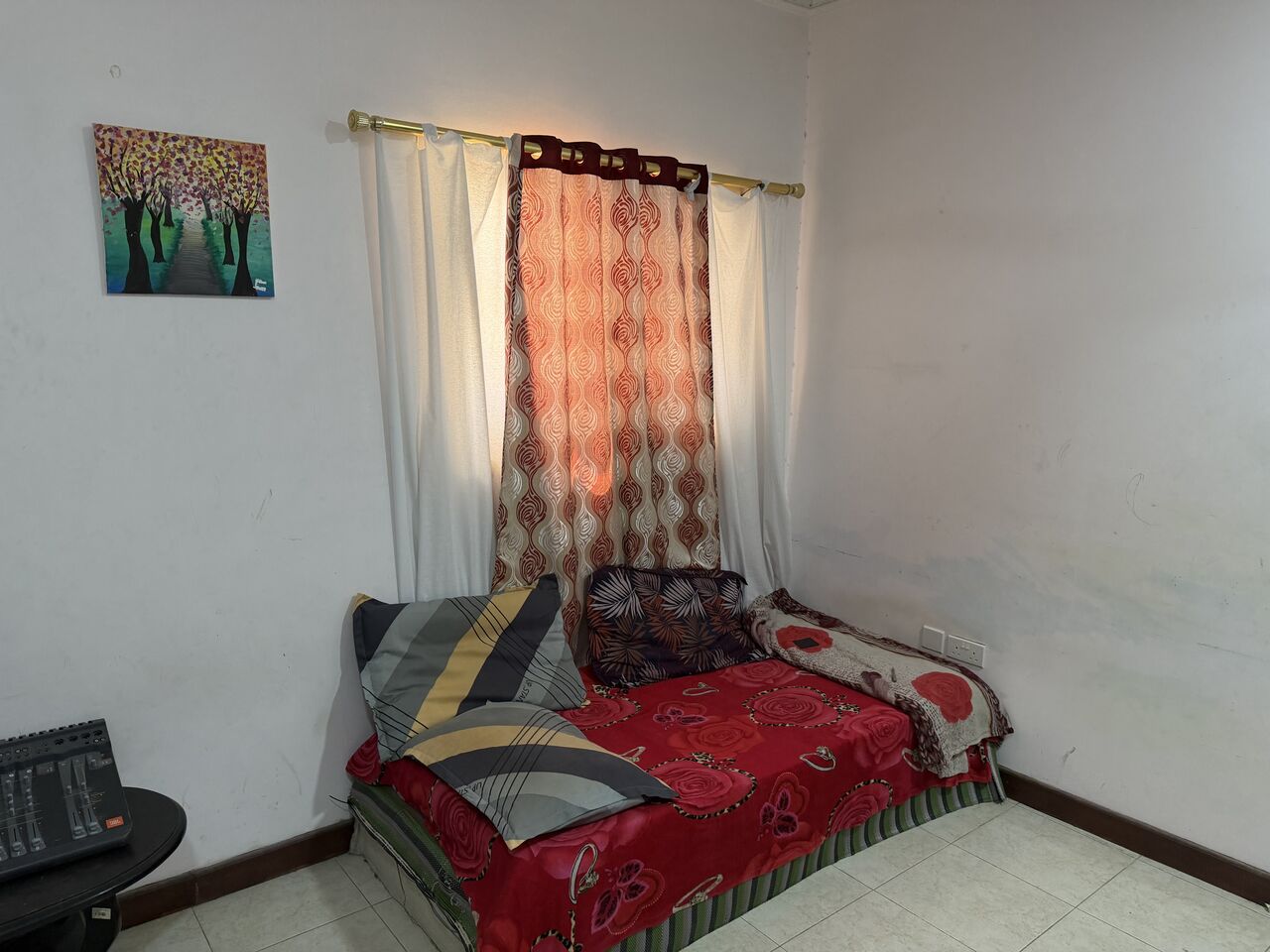 Manama, Apartments, Flats, Houses & Villas, BHD 105/month,  Furnished,  Fully Furnished Villa Room Available At Khammis 66386005Bhd-105