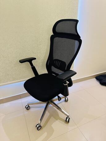 Jeddah, Furniture, SAR 1000,  Computer Table With Office Chair
