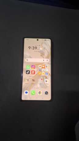 Al Seef, Mobile Phones, BHD 300,  Honor Magic V3 Fold