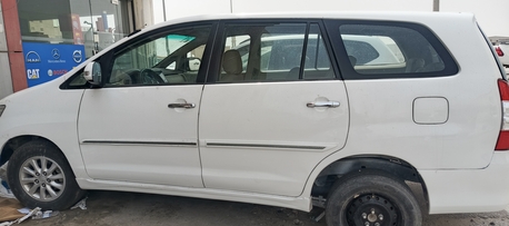 Jubail, Vehicles, Cars & Trucks , SAR 32000,  Toyota 2000GT,  2015,  Automatic,  350000 KM,  Innova Toyota For Sell