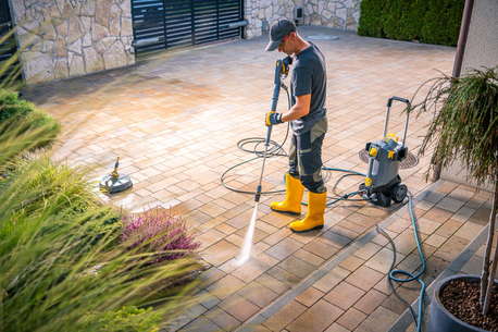 Melbourne, Cleaning, Pressure Washing & Exterior Cleaning In Victoria | First To Restore