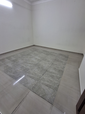 Hoora, Apartments, Flats, Houses & Villas, BHD 180/month,  2 BR,  2bhk 180bd With Ac Ewa 40bd Limit In Hoora Near Tea House