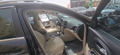 Jubail, Vehicles, Cars & Trucks , SAR 60000,  Jeep Cherokee,  2019,  Automatic,  155 KM,  SAR 60000, Jeepcherokeelongitude, ,  155K KM. AWD With Cruise Control In Verv