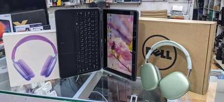 Manama, Computers, BHD 63,  Dell 2-in-1 Touch Laptop+Tablet 8GB RAM SSD M.2 35x Fast With Box & FREE AirPods Max