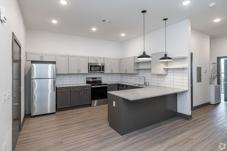 New York, Real Estate, Big Emma Apartments