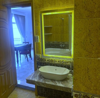 Cairo, Villas, USD 2500,  Furnished,  420 Sq. Meter,  5789 - Villa For Rent In Gannat El Azizia, Cairo Alex Desert Road, Egypt