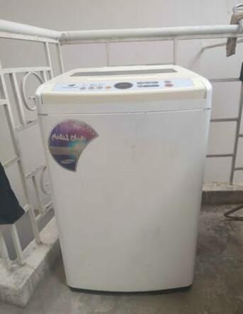 Riyadh, Machinery, SAR 200,  Washing Machine - Samsung 8kg (medium) Diamond Drum Top Loader - Excellent - Guarantee - D