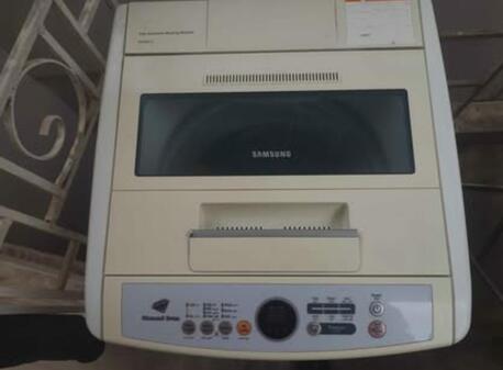 Riyadh, Machinery, SAR 200,  Washing Machine - Samsung 8kg (medium) Diamond Drum Top Loader - Excellent - Guarantee - D