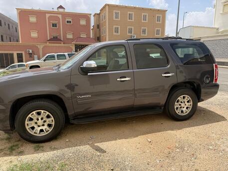 Riyadh, Vehicles, Cars & Trucks , SAR 32000,  Gmc Yukon,  2010,  Automatic,  279000 KM,     &ndash; Well Maintained