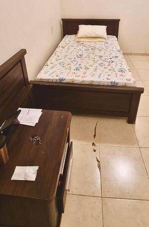 Riyadh, Furniture, SAR 120,  Single Bed For Sale &ndash; Good Condition - Need Little Repair In One Leg