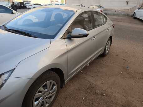 Riyadh, Vehicles, Cars & Trucks , SAR 45000,  2020,  2020,  Automatic,  149000 KM,  Hyundai Elantra  (used)