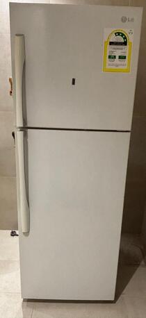 Riyadh, Air Conditioners, SAR 1750,  AC Split 24000 BTU 2 Ton And 11.5 Ft Refrigerator - Good Condition, No Maintenance Needed