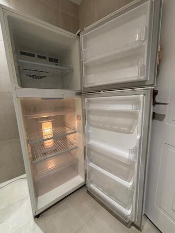 Riyadh, Air Conditioners, SAR 1750,  AC Split 24000 BTU 2 Ton And 11.5 Ft Refrigerator - Good Condition, No Maintenance Needed