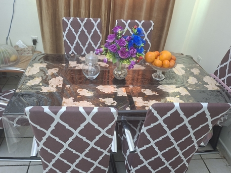 Riyadh, Furniture, SAR 600,  Dining Table With 6 Chairs
