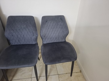 Jeddah, Household Items, SAR 800,  Dinning Table With 6 Chairs New