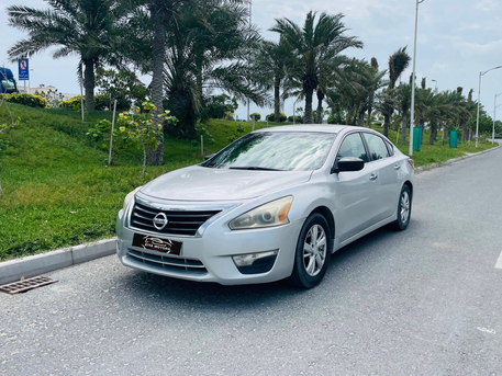 Ras Rumman, Vehicles, Cars & Trucks , BHD 2200,  Nissan Altima,  2012,  Automatic,  160000 KM,   - 2013 - Stylish And Drive Comfort - Excellent Condition