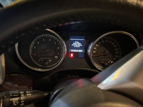 Riyadh, Vehicles, Cars & Trucks , SAR 40000,  Jeep Grand Cherokee Limited,  2013,  Automatic,  161000 KM,  SUV For Sale -  V6 3.6L Engine 4x4