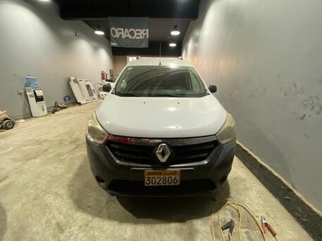 Manama, Vehicles, Cars & Trucks , BHD 1550,  2016,  2016,  Automatic,  00000000 KM,  🚐 For Sale: Reliable & Economical Van 🚐