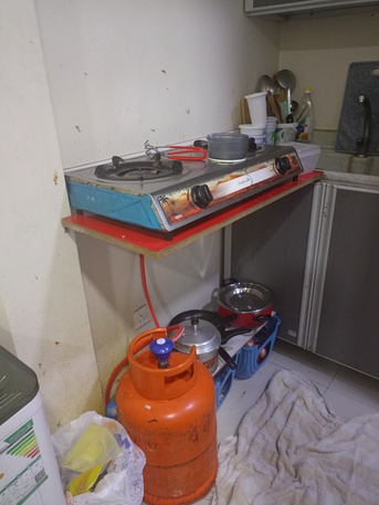 Dammam, Appliances, SAR 1700,  Double Bed With Mattress Single Door Fridge Gas Stove With Cylinder And Regulator Wall AC
