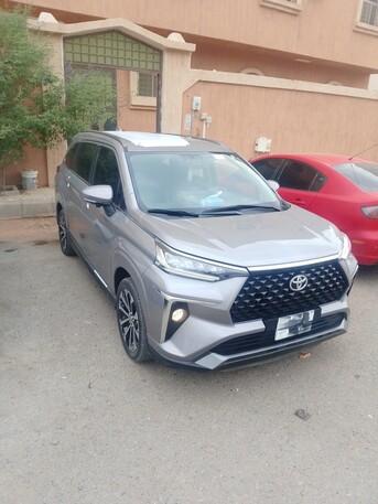 Madinah, Vehicles, Cars & Trucks , SAR 3600,  Toyota Veloz,  2024,  Automatic,  16000 KM,  I Want To Rent My Car