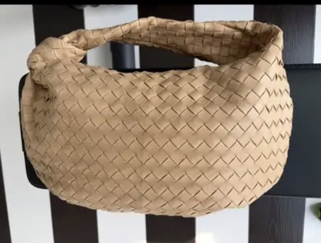 Amwaj Islands, Clothing & Accessories, BHD 500,  Bottega Venetta Jodie