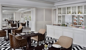 London, Travel, Experience Luxury At JW Marriott Essex House New York