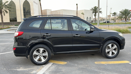 Khobar, Vehicles, Cars & Trucks , SAR 33000,  Hyundai Santa Fe,  2012,  Automatic,  208400 KM,  SUV For Sale