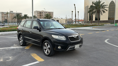Khobar, Vehicles, Cars & Trucks , SAR 33000,  Hyundai Santa Fe,  2012,  Automatic,  208400 KM,  SUV For Sale