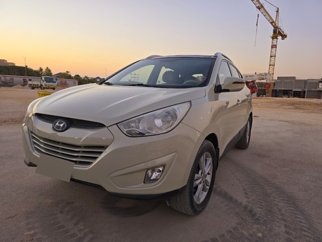 Hittin, Vehicles, Cars & Trucks , SAR 36000,  Hyundai Tucson,  2015,  Automatic,  245918 KM,    - SR. 36,000