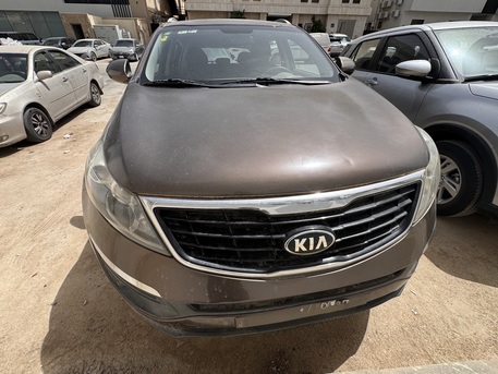 Riyadh, Vehicles, Cars & Trucks , SAR 35000,  Kia Sportage,  2015,  Automatic,  144000 KM,   , Owner Is Filipino