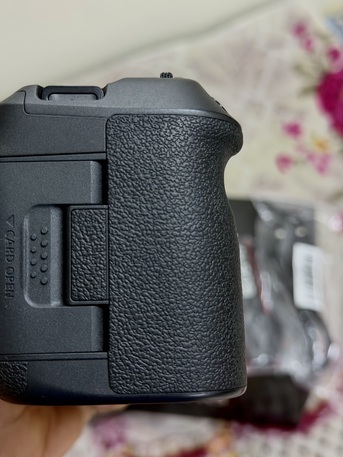 Al Sahafa, Photo & Video, SAR 7999,  CANON R5 BODY ONLY