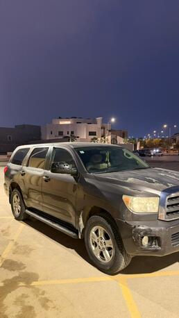 Riyadh, Vehicles, Cars & Trucks , SAR 69000,  Toyota Sequoia,  2015,  Automatic,  357000 KM,   -  2WD - Single Owner (family Used)