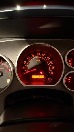 Riyadh, Vehicles, Cars & Trucks , SAR 69000,  Toyota Sequoia,  2015,  Automatic,  357000 KM,   -  2WD - Single Owner (family Used)