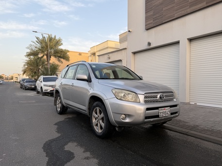 East Riffa, Vehicles, Cars & Trucks , BHD 2650,  Toyota RAV4,  2008,  Automatic,  228000 KM,  RAV4  FIRST OWNER
