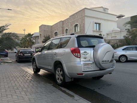 East Riffa, Vehicles, Cars & Trucks , BHD 2650,  Toyota RAV4,  2008,  Automatic,  228000 KM,  RAV4  FIRST OWNER