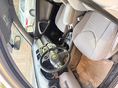 East Riffa, Vehicles, Cars & Trucks , BHD 2650,  Toyota RAV4,  2008,  Automatic,  228000 KM,  RAV4  FIRST OWNER