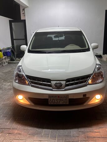 Muharraq, Vehicles, Cars & Trucks , BHD 1400,  Nissan Tiida,  2009,  Automatic,  170 KM,  Nissan Tida  For Sale Family Use