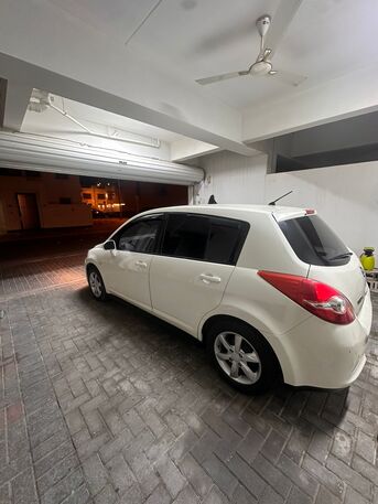 Muharraq, Vehicles, Cars & Trucks , BHD 1400,  Nissan Tiida,  2009,  Automatic,  170 KM,  Nissan Tida  For Sale Family Use
