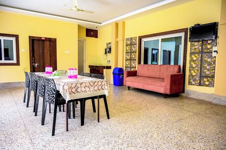 Mumbai, Travel, Religious Tourism Hotel Near Jagannath Mandir