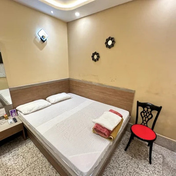 Mumbai, Travel, Religious Tourism Hotel Near Jagannath Mandir