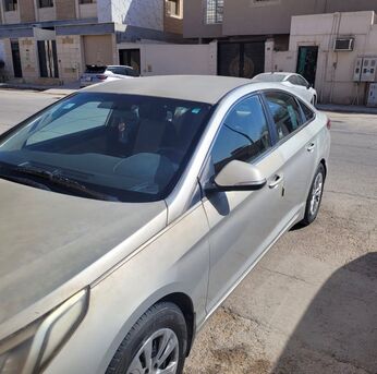 Al Malaz, Vehicles, Cars & Trucks , SAR 22000,  Hyundai Sonata,  2016,  Automatic,  346 KM,  , , Car For Sale On Reasonable Price