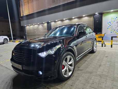 Jeddah, Vehicles, Cars & Trucks , SAR 26000,  Infiniti FX,  2010,  Automatic,  245000 KM,  Infinity Fx Full Option Price Negotiable