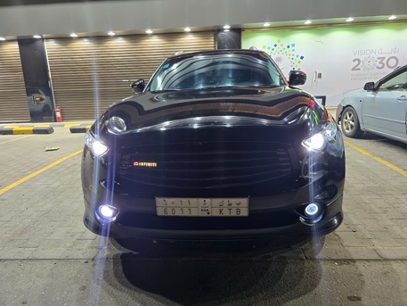 Jeddah, Vehicles, Cars & Trucks , SAR 26000,  Infiniti FX,  2010,  Automatic,  245000 KM,  Infinity Fx Full Option Price Negotiable
