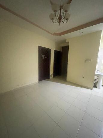 Al Malaz, Apartments, Flats, Houses & Villas, SAR 44000/year,  3 Bed Room And 1 Hall, 2 Bath Room And Kitchen
