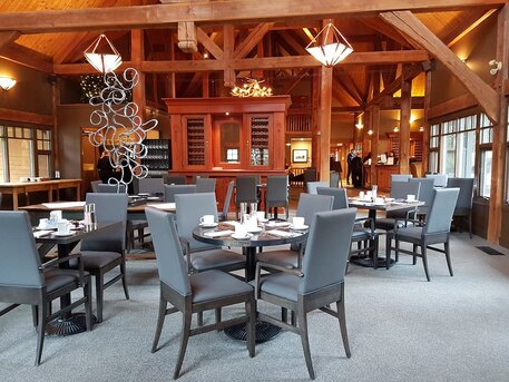 Toronto, Restaurants, Enjoy A Scenic Lunch At The Best Restaurants In Banff, Canada!